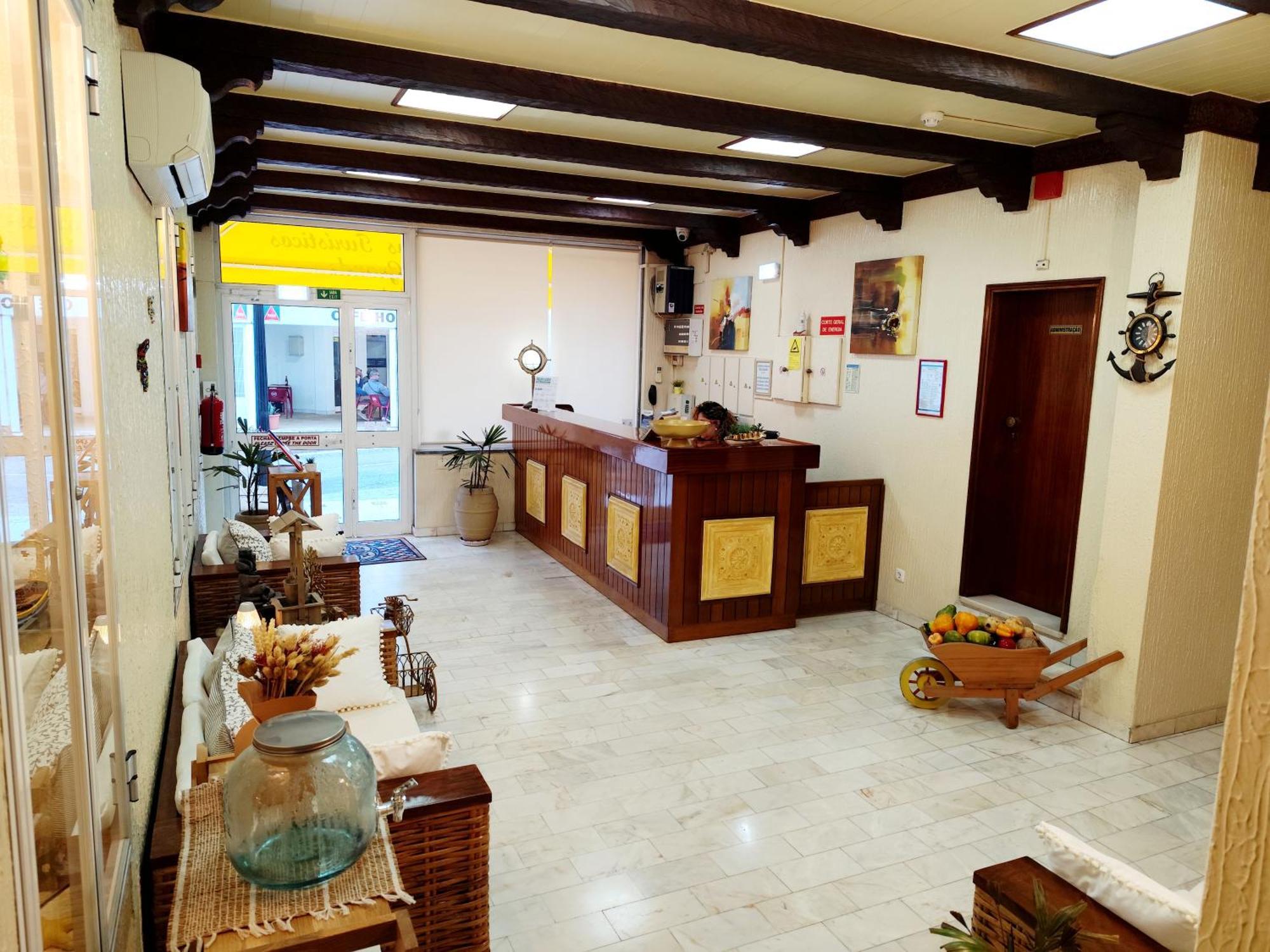 Turisticos Grande Ferragudo (Faro)