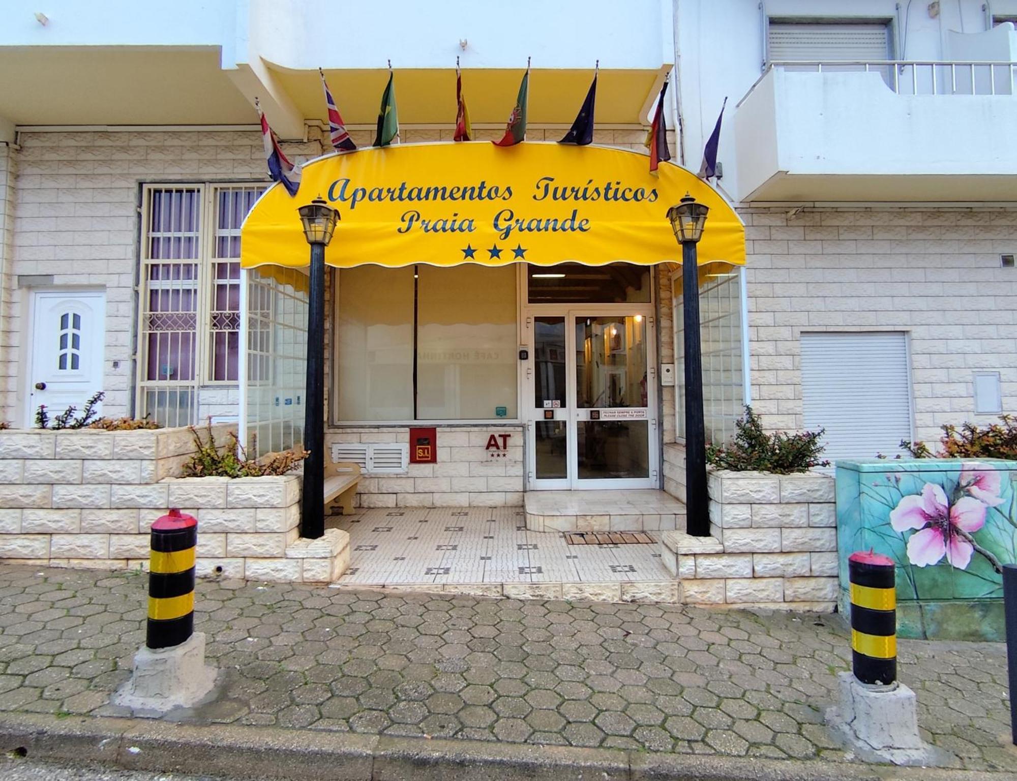 Turisticos Grande Apartamento *