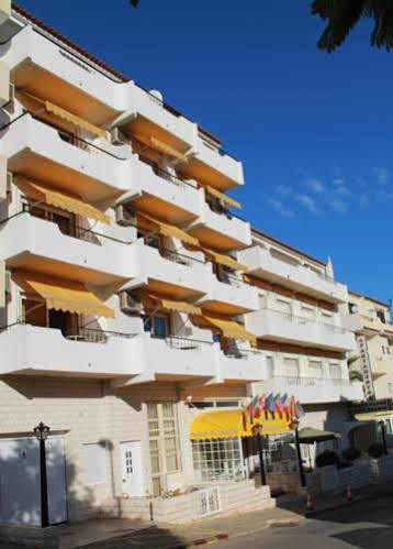 Turisticos Grande Apartamento